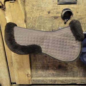 Lemieux lambskin half pad